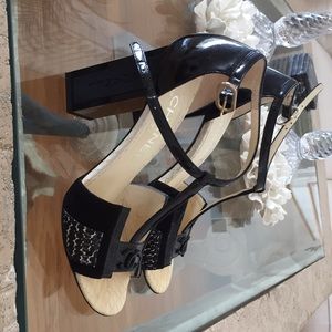 Chanel patent block heels perfect size 6